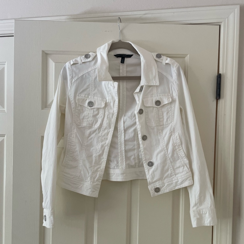 White House Black Market White Lightweight Jacket